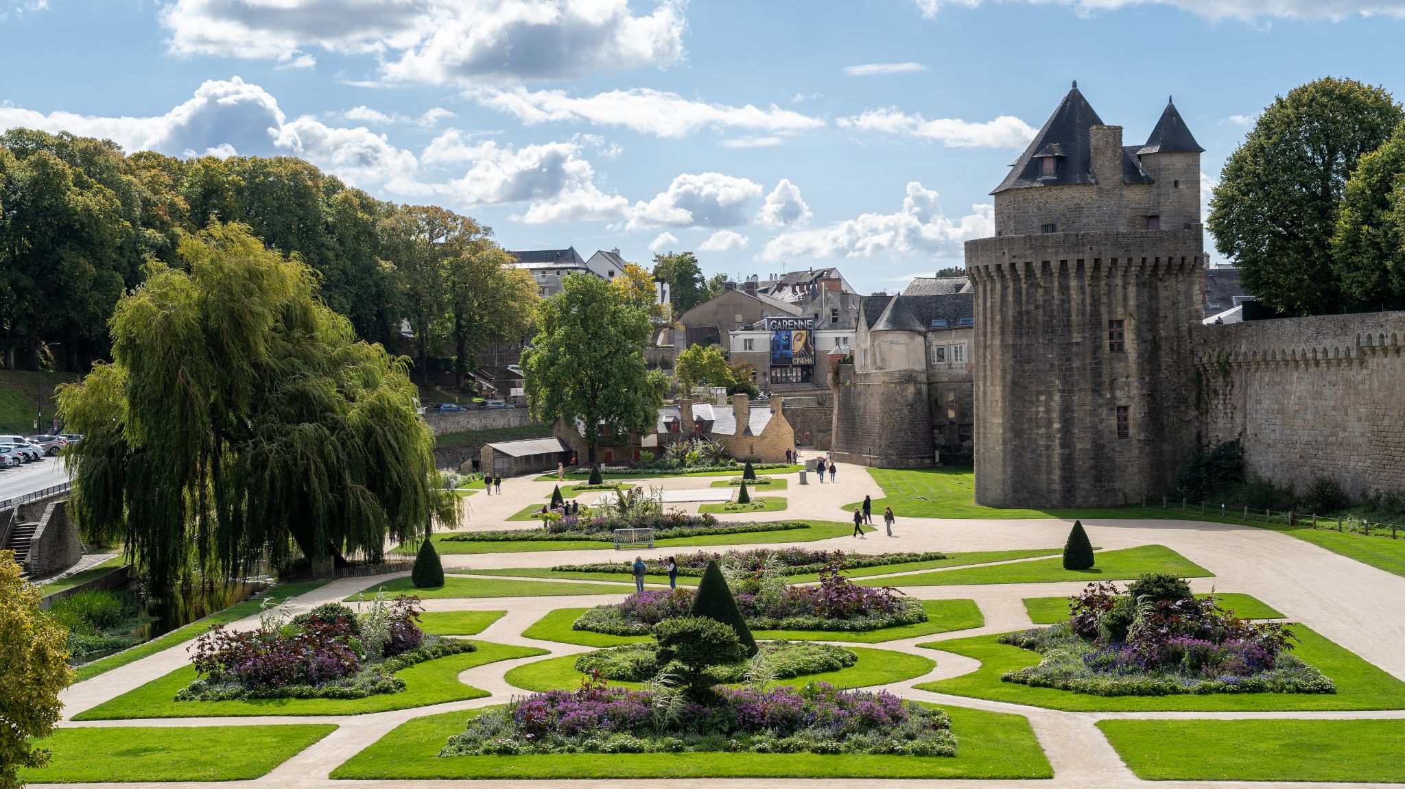 20250924 134127 Vannes   Jardin des remparts, Rue des Remparts, Centre   Le Port